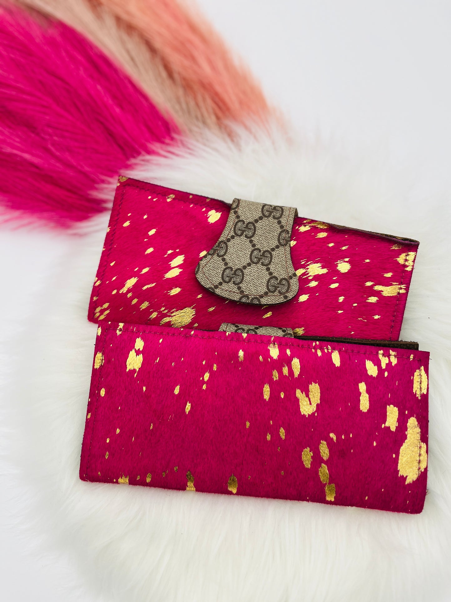 Fiesta Small Hot Pink Wallet w/UCG