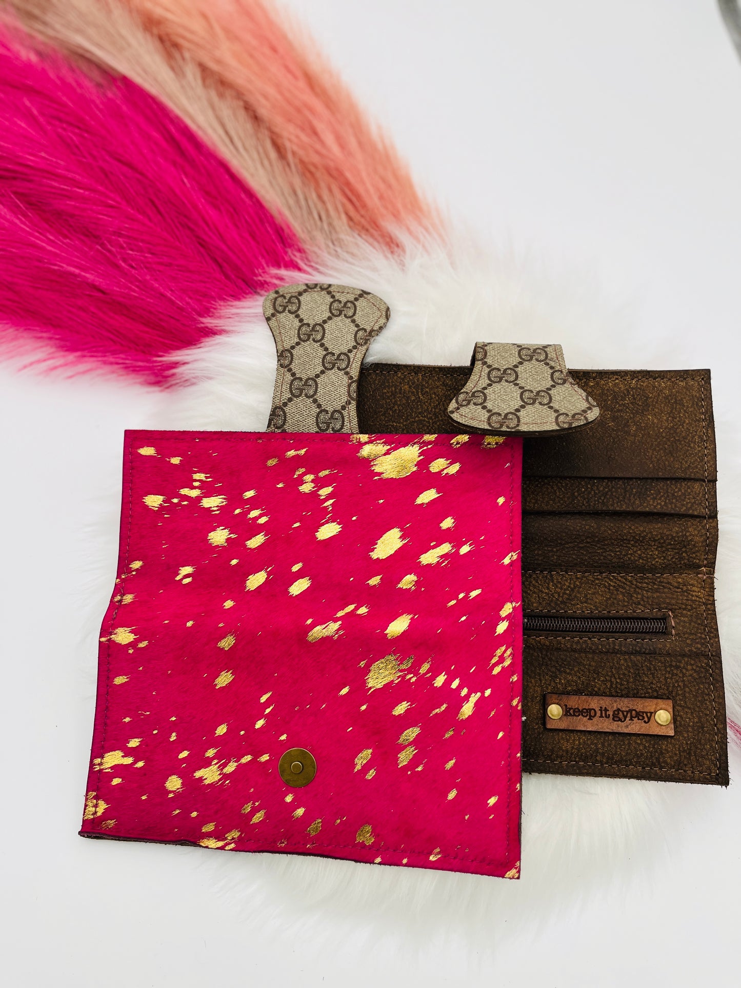 Fiesta Small Hot Pink Wallet w/UCG