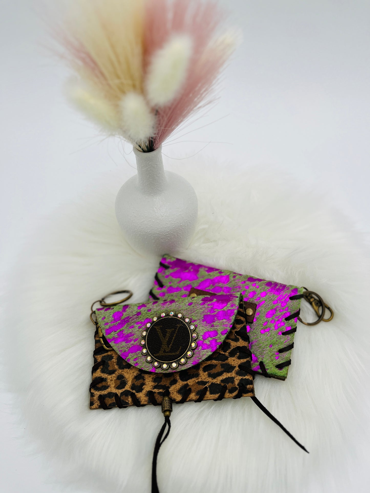 Fiesta braided key ring card holder with cheetah leather