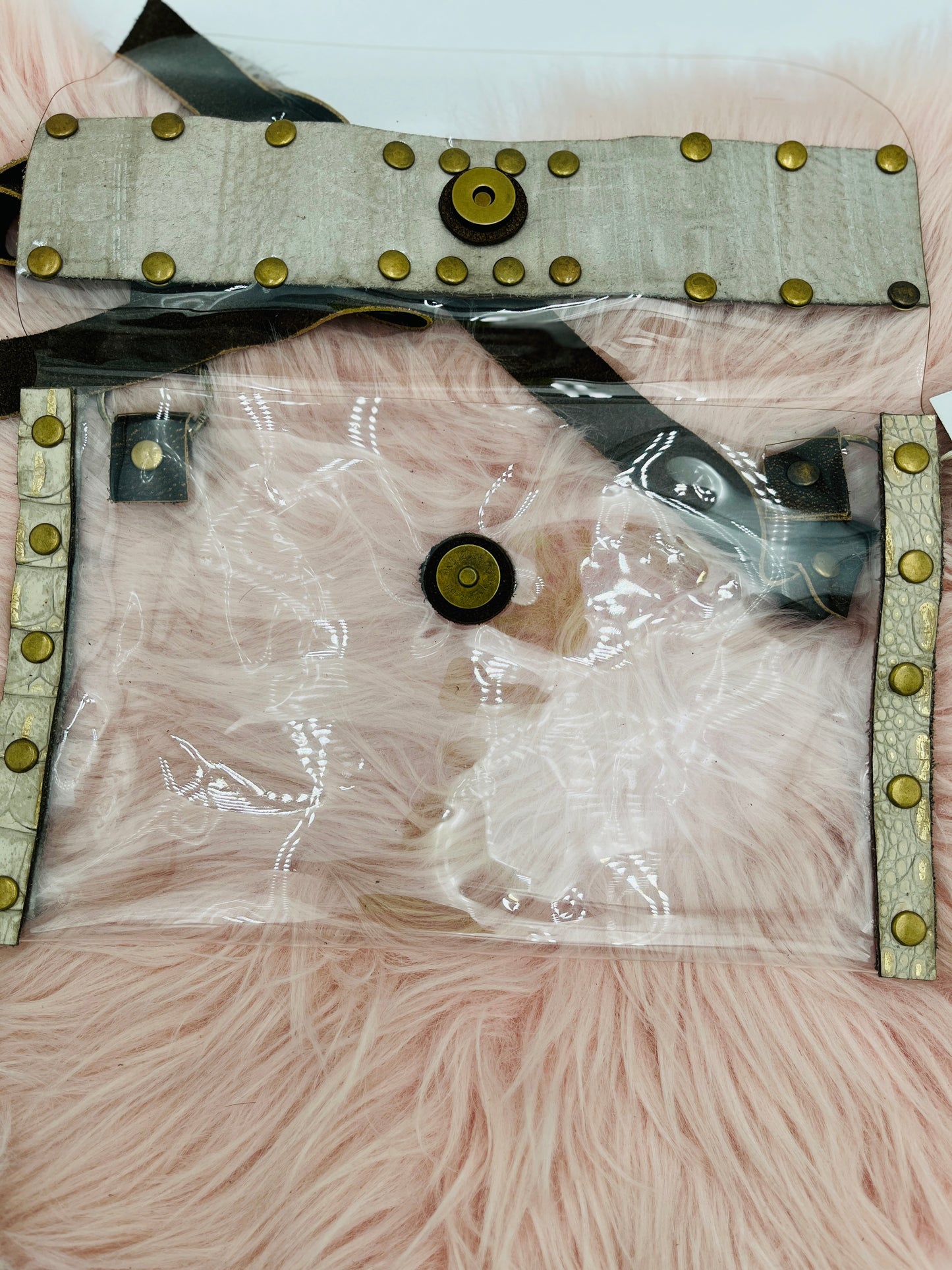 LUXE Stadium purse/handbag Cream and Gold Crocodile