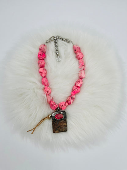 Necklace Pink Stones